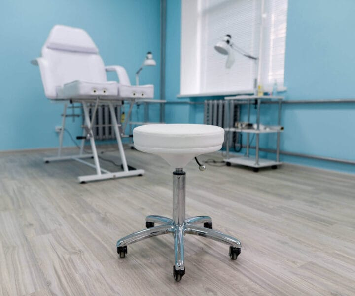 beauty-salon-interior-spa-hands-and-nails-care-2022-01-13-22-28-07-utc-min